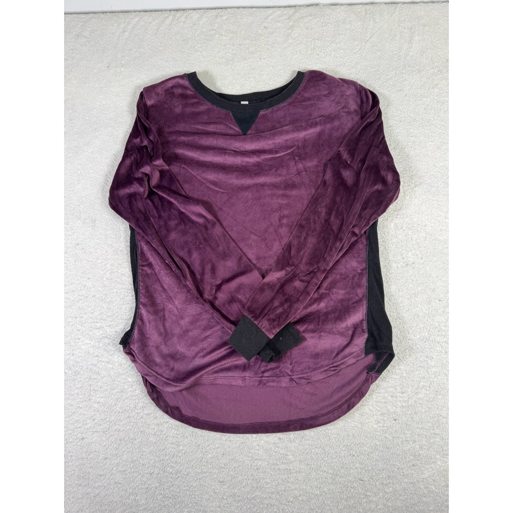 Secret Treasures Lounge Top Womens Medium Purple Velvet Ribbed TZ48402TC